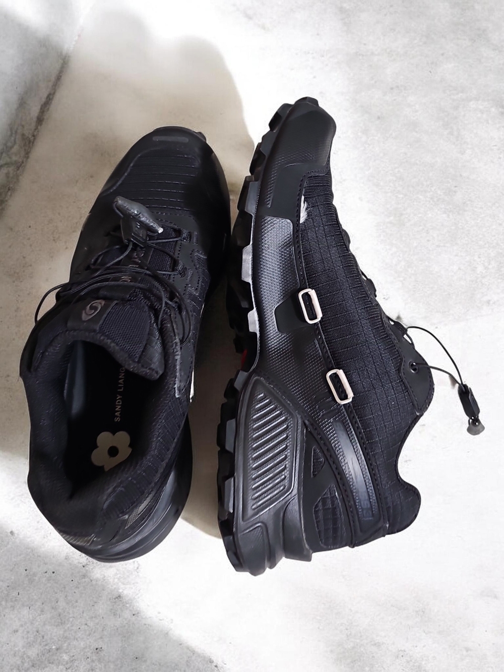 SANDY LIANG SALOMON Black  Tactical Trail Shoes Size 7